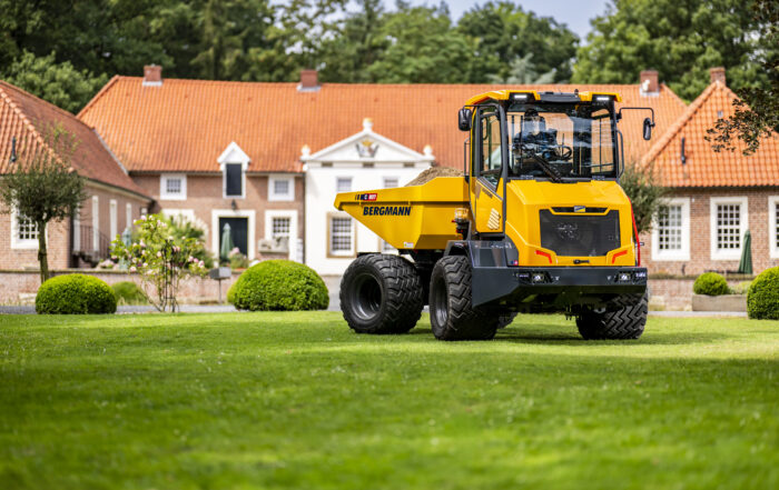 Golf Course Maintenance made easy with the Bergmann 807