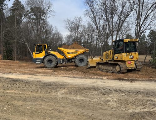 Track Carrier or Wheeled Dumper for Muddy Jobsites? Real-World Results from the Bergmann C815s